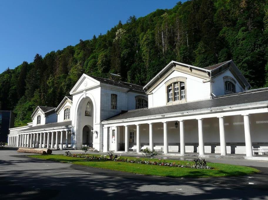 Charmant T3 A Bagnères-de-Luchon Zewnętrze zdjęcie